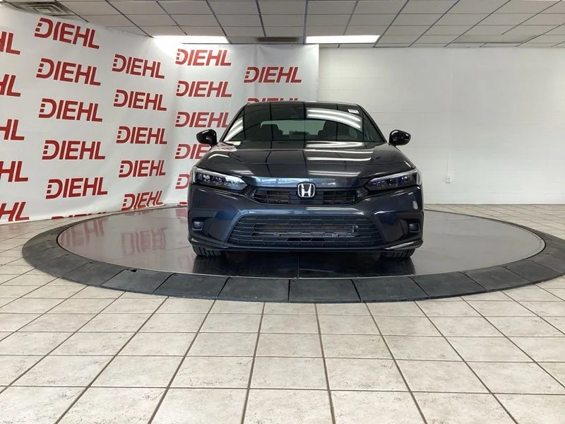 Used 2023  Honda Sport image 2