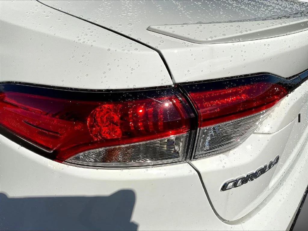 Used 2026 Ice Toyota SE image 24