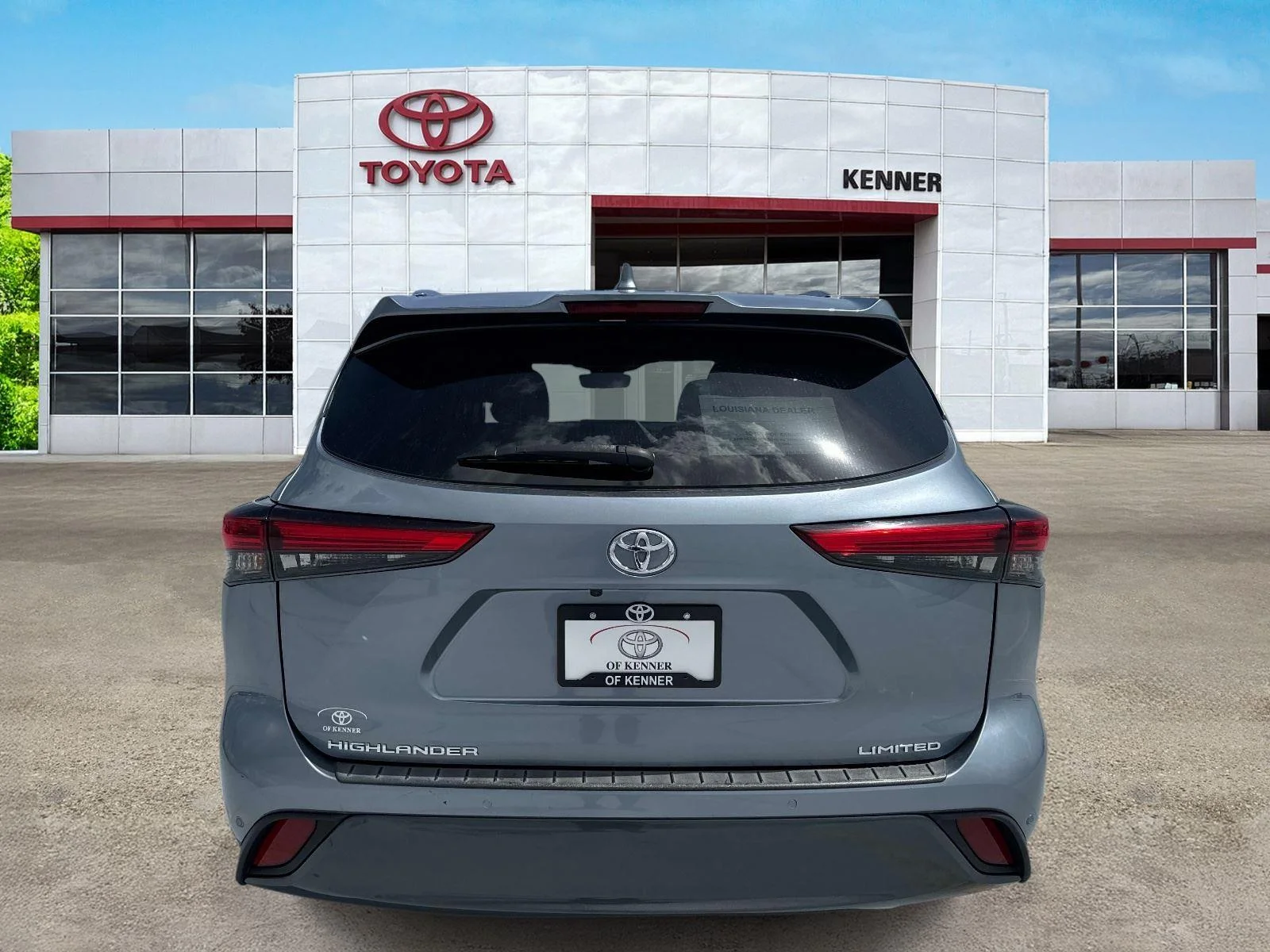 Used 2022 Moon Dust Toyota Limited image 5
