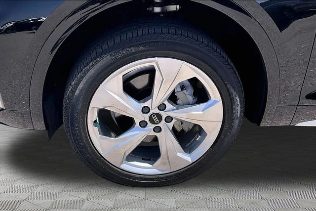Used 2022 Black Audi 45 S line Premium Plus image 8