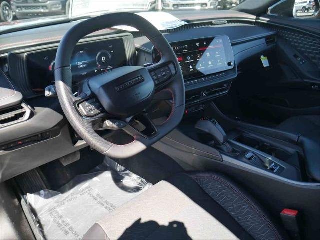 New 2026 Diamond Black Crystal Pearlcoat Dodge Scat Pack image 18