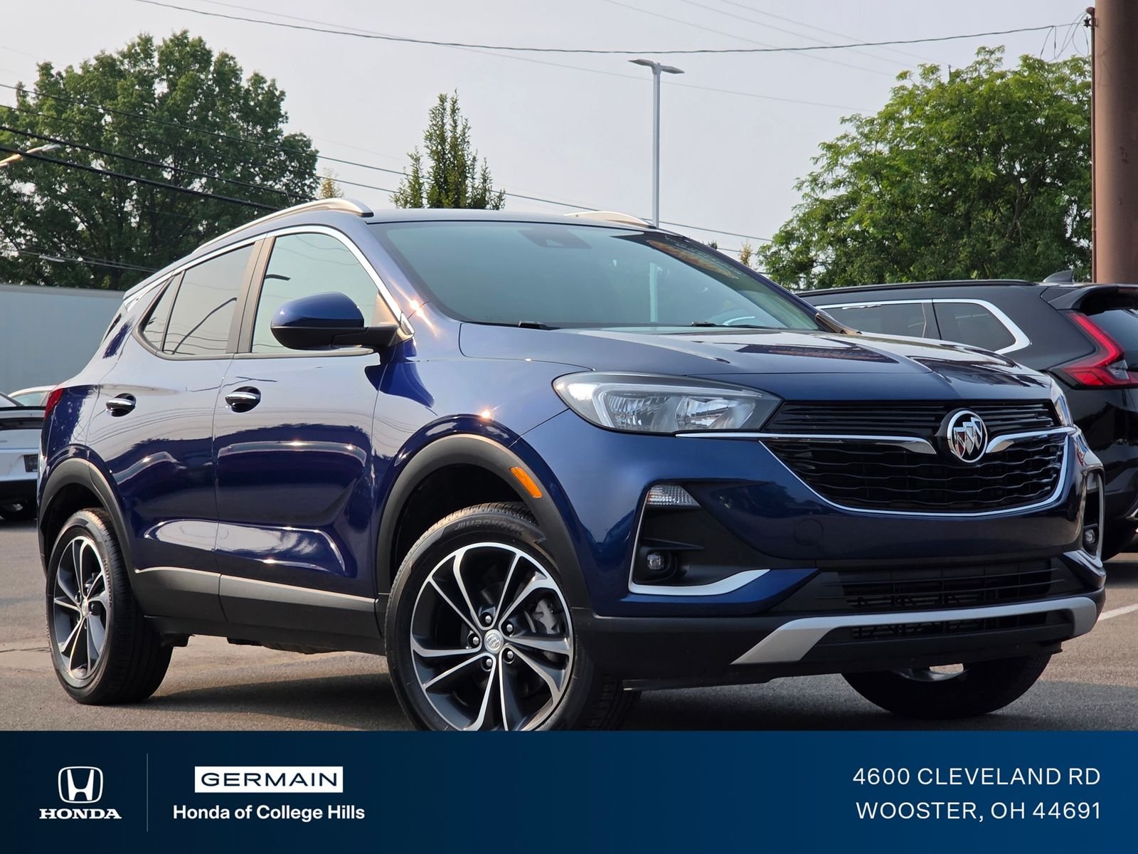 Used 2023 Sapphire Buick Select image 3