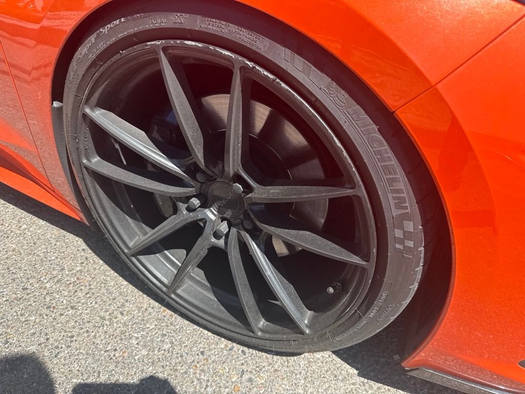 Used 2020 Orange Chevrolet Stingray image 22