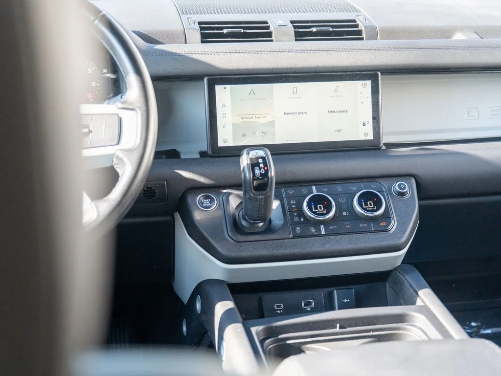 Certified Used 2024 Gray Land Rover X-Dynamic SE image 21