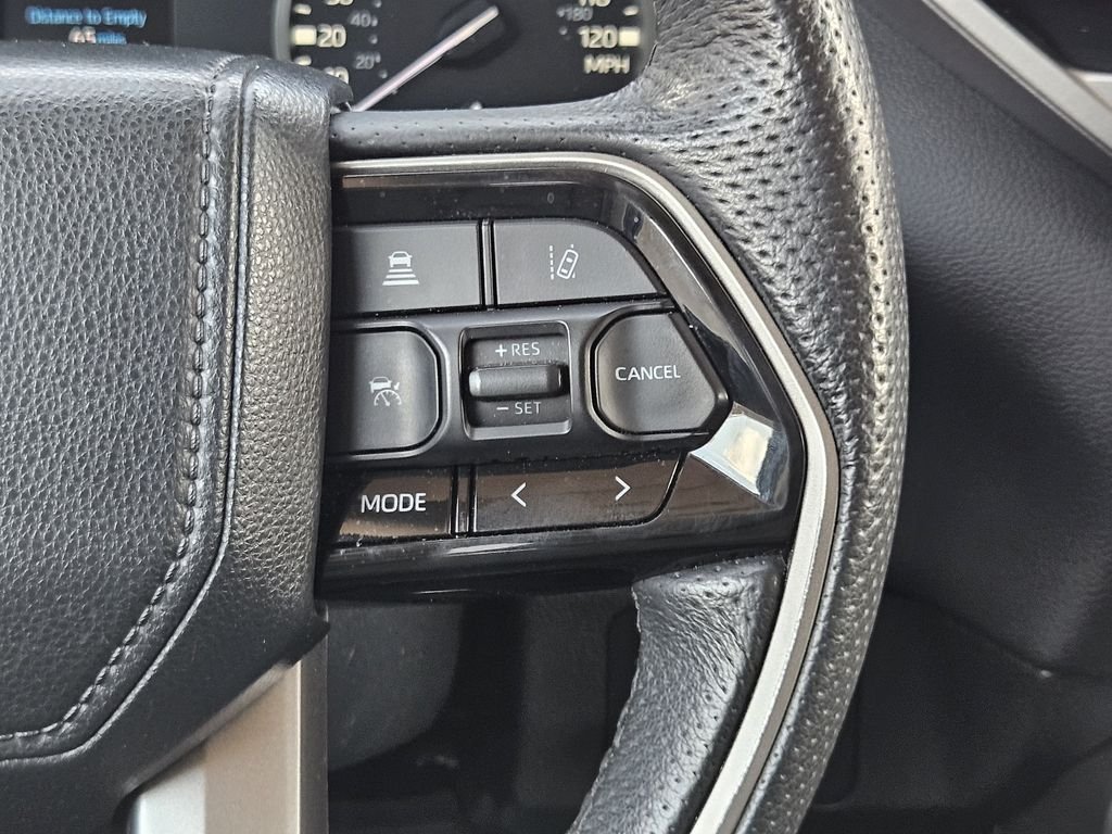 Used 2023  Toyota Limited image 29