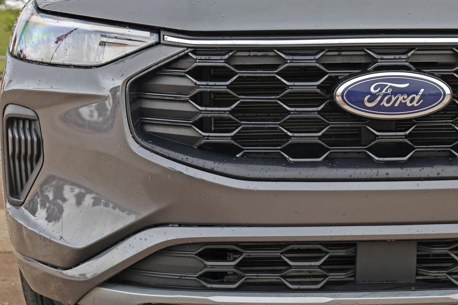 Used 2024 Gray Ford ST-Line image 10