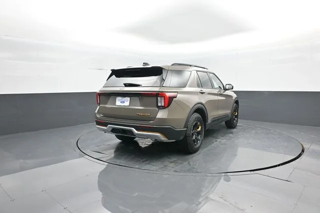 New 2026 Marsh Gray Ford Tremor® image 7