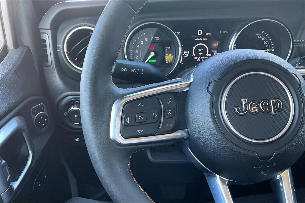Used 2023 Gray Jeep Sahara 4xe image 14