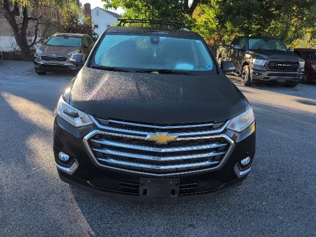 Used 2019 Black Chevrolet High Country image 2