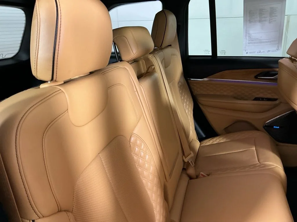 Certified Used 2023 White Jeep Summit Reserve image 21