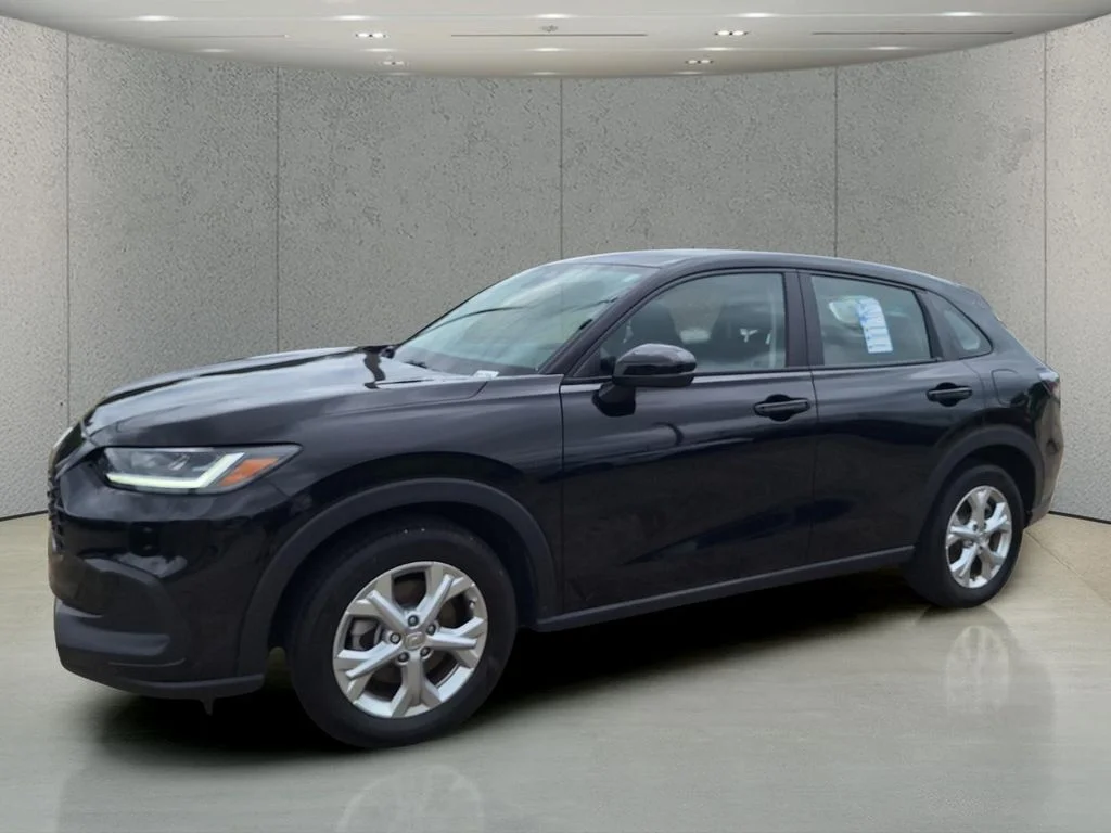 Used 2025 Black Honda LX image 1