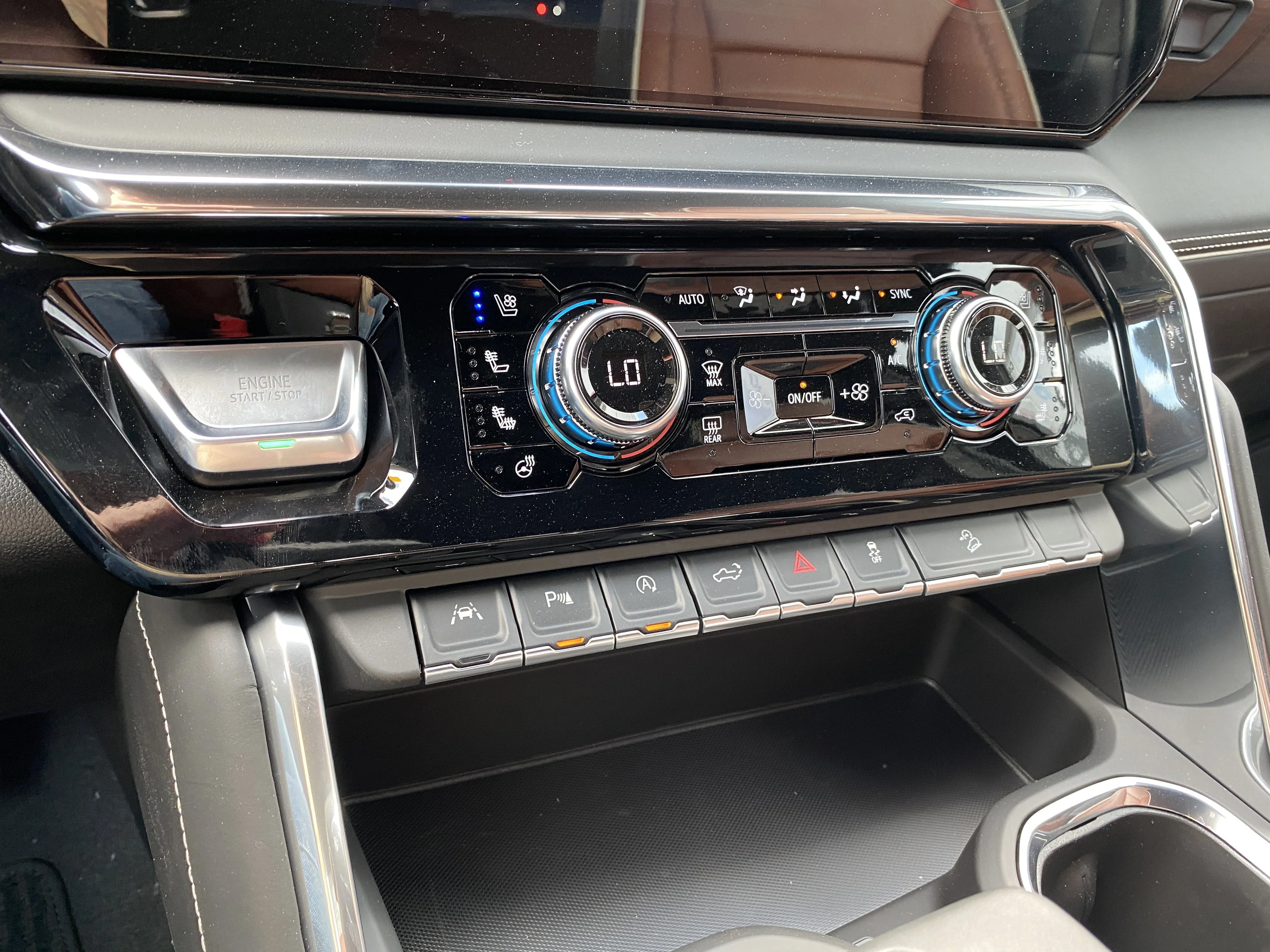New 2026 ONYX BLACK GMC Denali Ultimate image 23