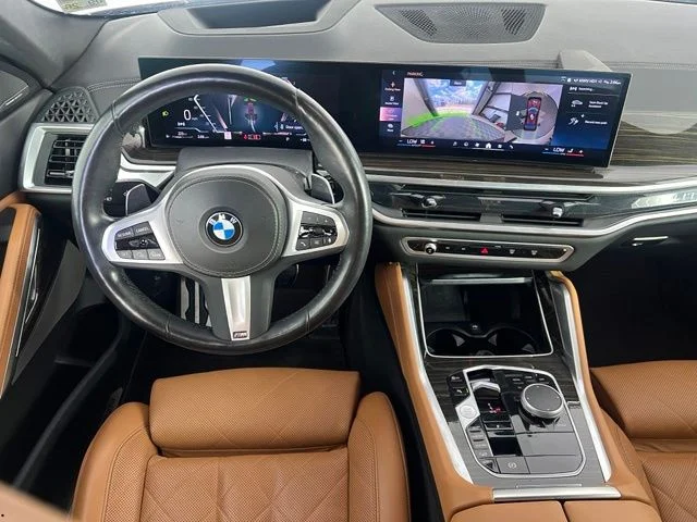 Used 2024 Red BMW xDrive40i image 37
