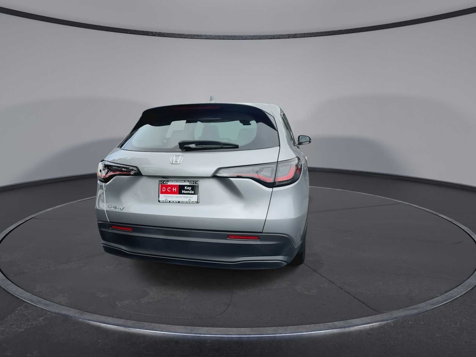 Used 2024 Lunar Silver Metallic Honda LX image 7