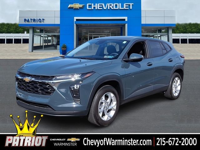 2025 Chevrolet Trax LS's photo
