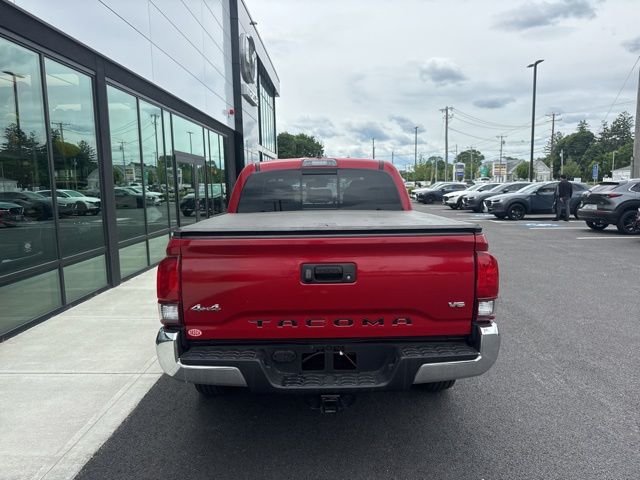 Used 2022 Red Toyota SR5 image 4