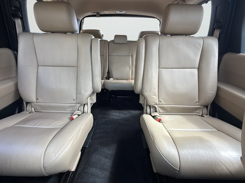 Used 2012 Black Toyota Limited image 28
