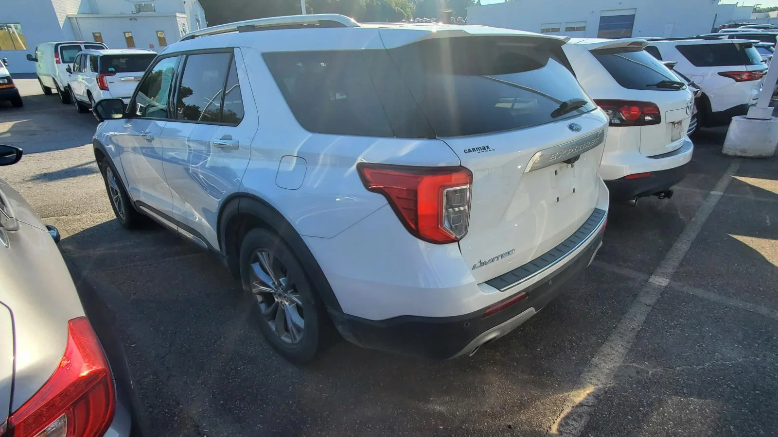 Used 2021 Star White Metallic Tri-coat Ford Limited image 9