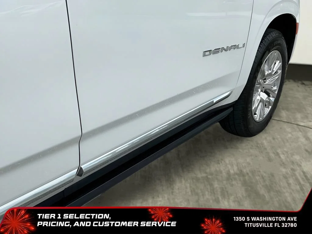 Used 2021 WHITE FROST TRICOAT GMC Denali image 20