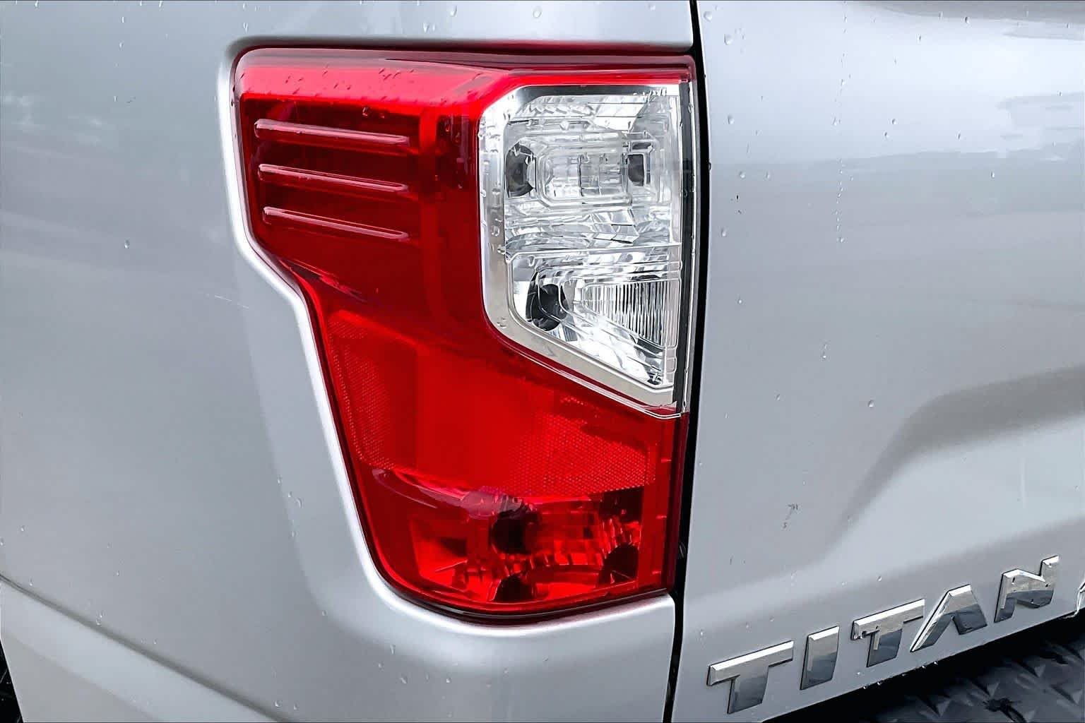 Used 2018 Brilliant Silver Nissan SV image 25