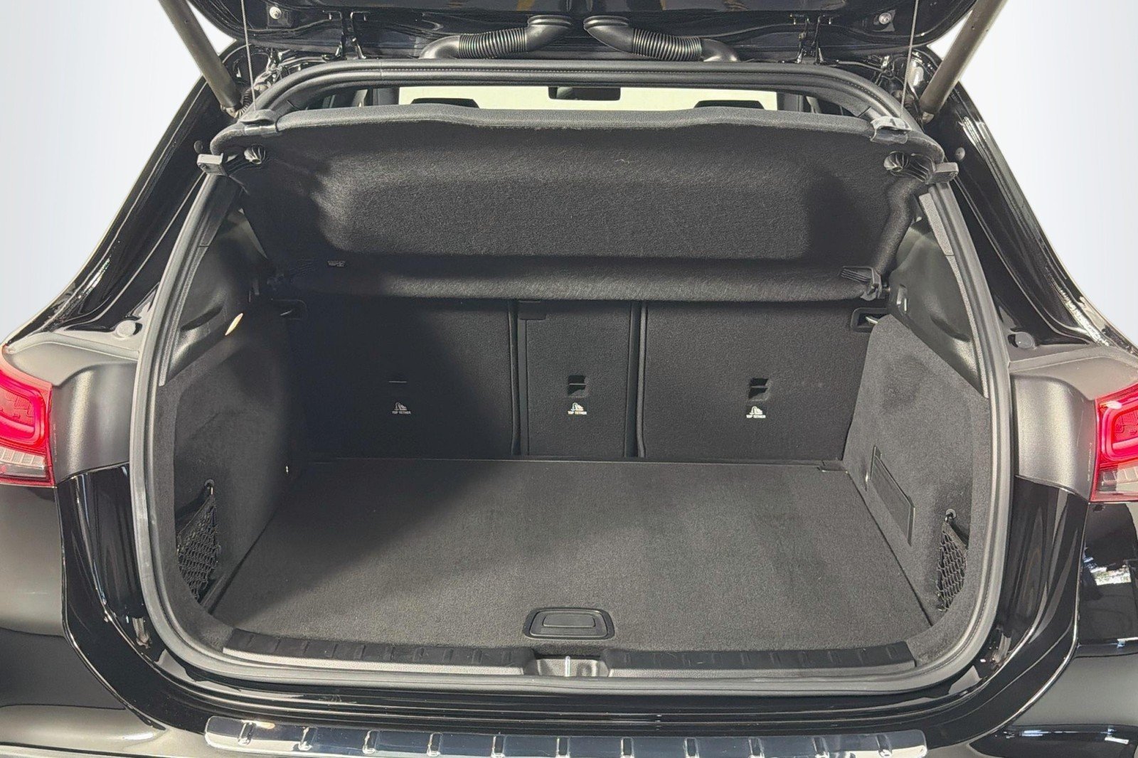 Used 2023 Night Black Mercedes-Benz 250 image 22