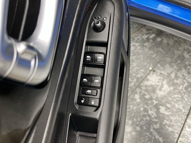 Used 2023 Laser Blue Pearlcoat Jeep Trailhawk image 7