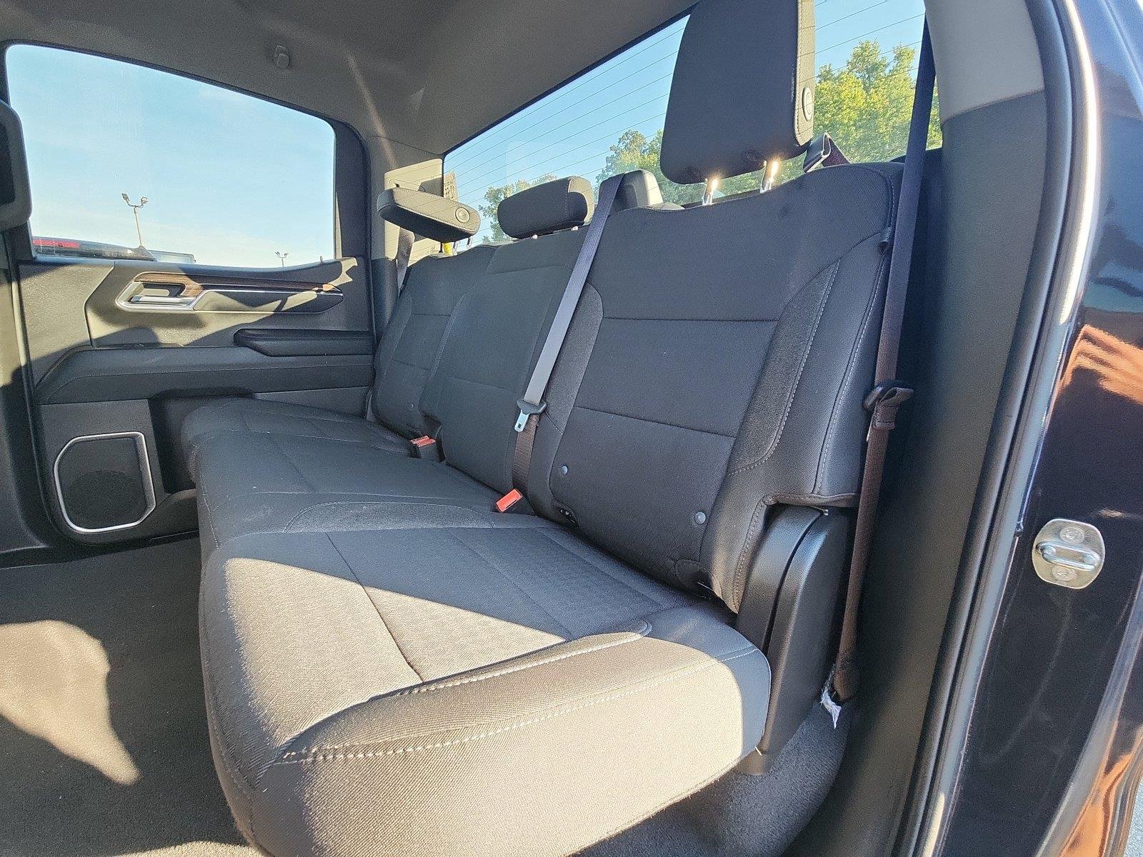 2024 Chevrolet Silverado 1500 LT - Photo 19