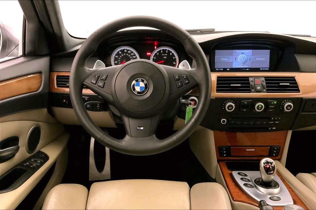 Used 2008 Space Gray Metallic BMW  image 4