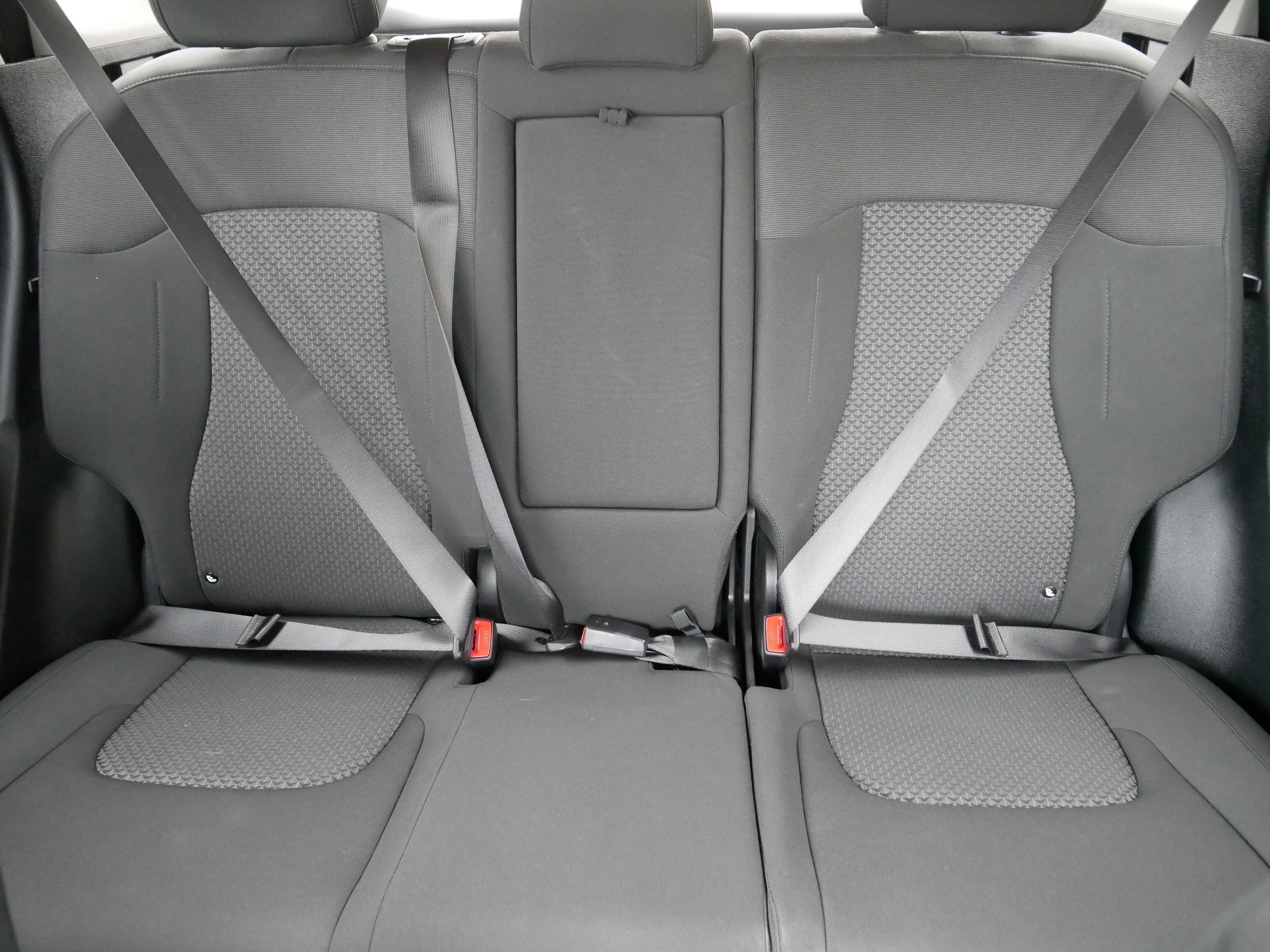 Certified Used 2023 Snow White Pearl Kia LX image 13