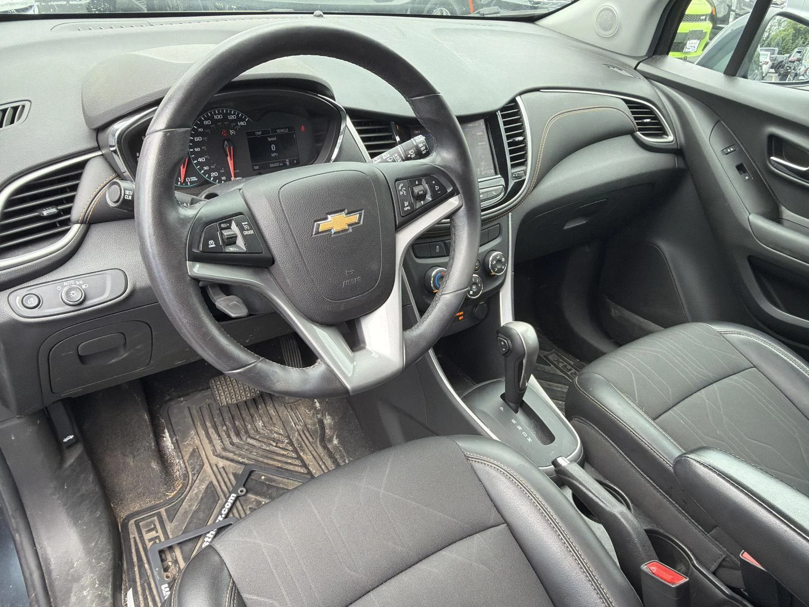 Used 2021  Chevrolet  image 7