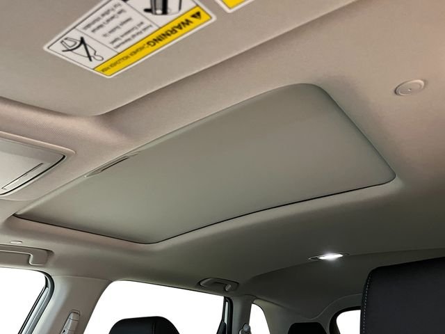 New 2026 Platinum White Pearl Honda EX image 21