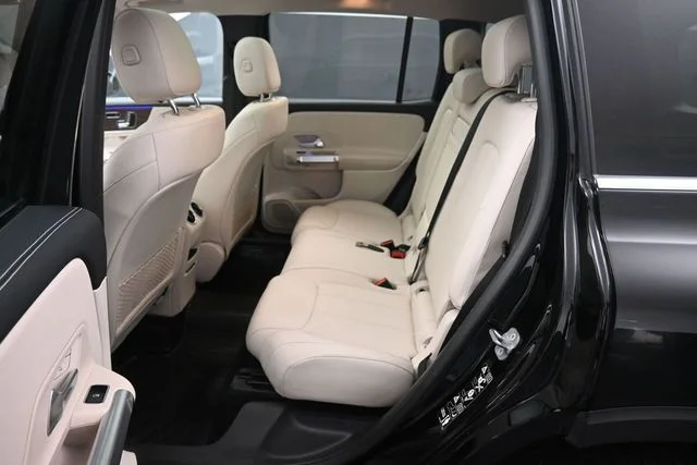 Certified Used 2023 Midnight Black Mercedes-Benz GLB 250 image 21