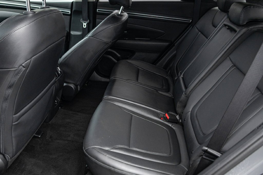 Certified Used 2024 Gray Hyundai SEL image 29
