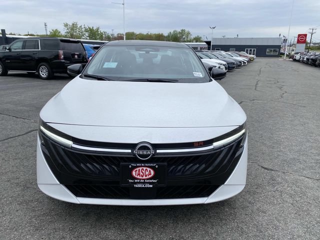 New 2026 Aspen White TriCoat / Super Black Two-tone Nissan SR image 2