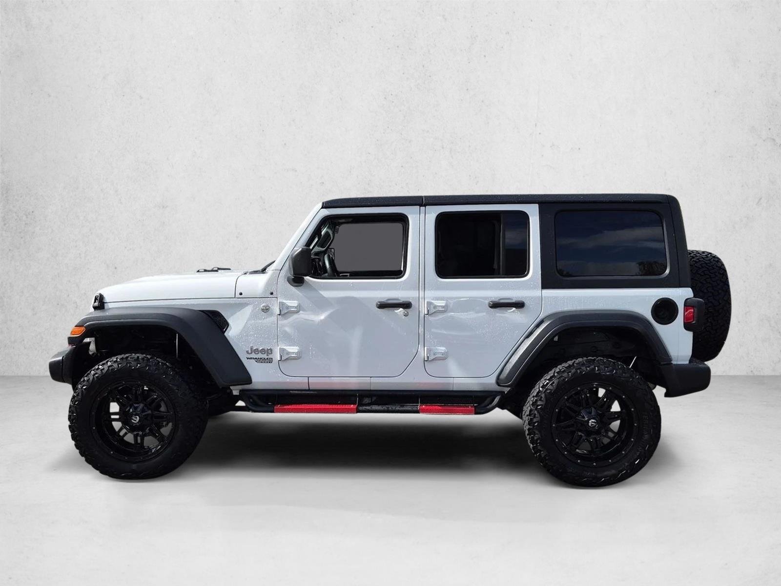 Used 2018 Bright White Clearcoat Jeep Sport S image 8