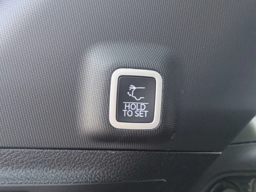 New 2027 High-Gloss Black Paint Jeep  image 15