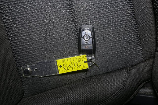 Used 2023 White Ford XLT image 39
