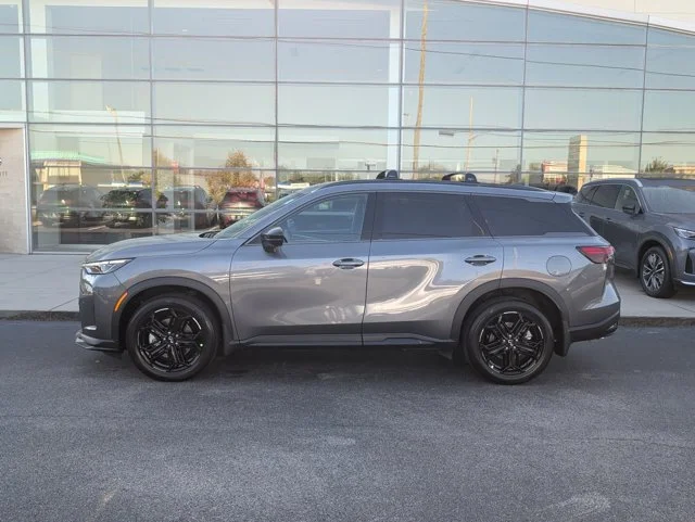 New 2027 GRAPHITE SHADOW INFINITI SPORT image 2