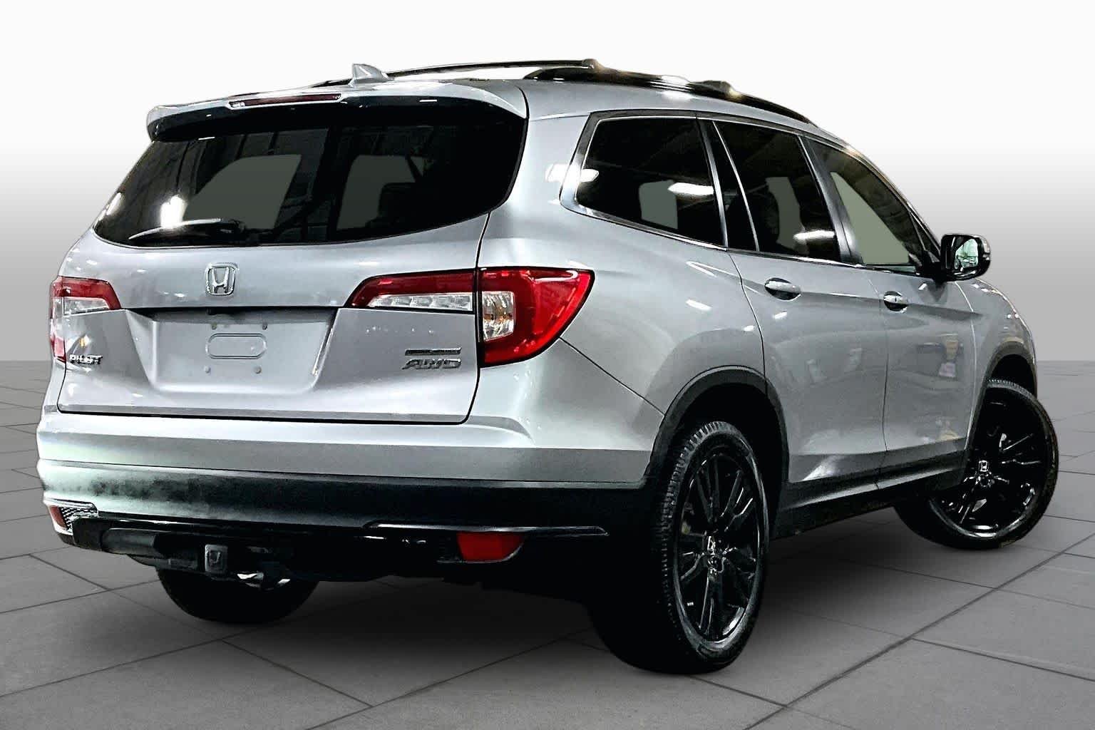 Used 2021 Lunar Silver Metallic Honda Special Edition image 13