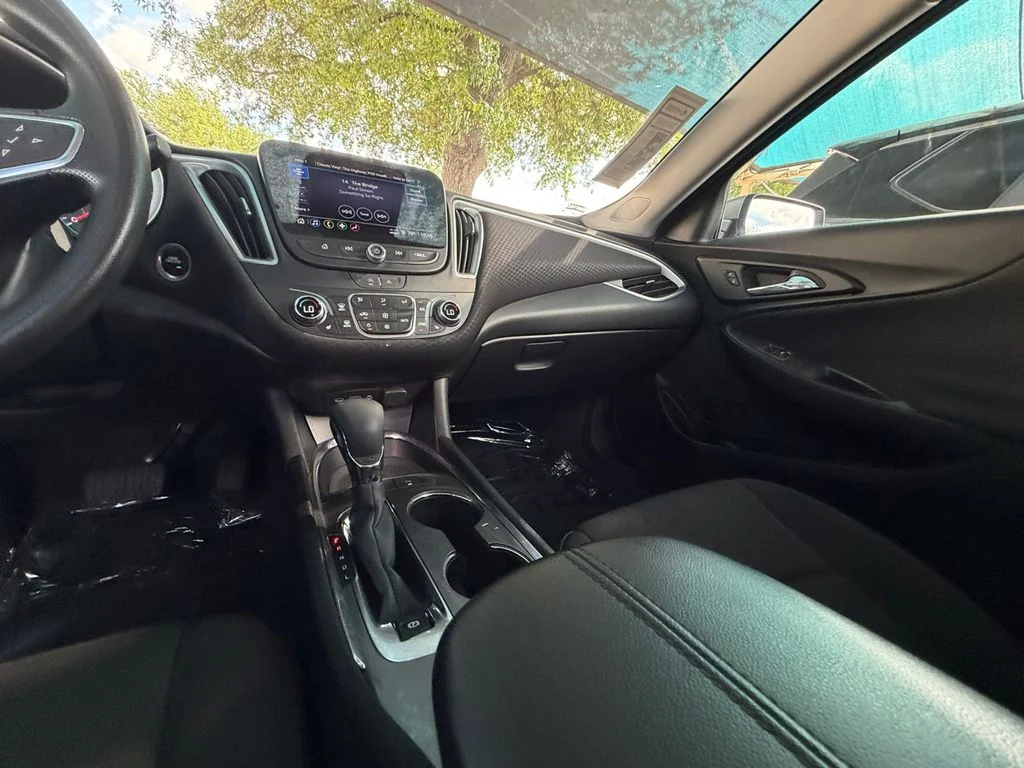 2025 Chevrolet Malibu 1LT - Photo 15