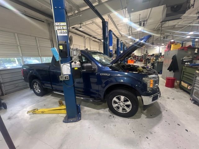 Used 2019 Blue Ford XLT image 1