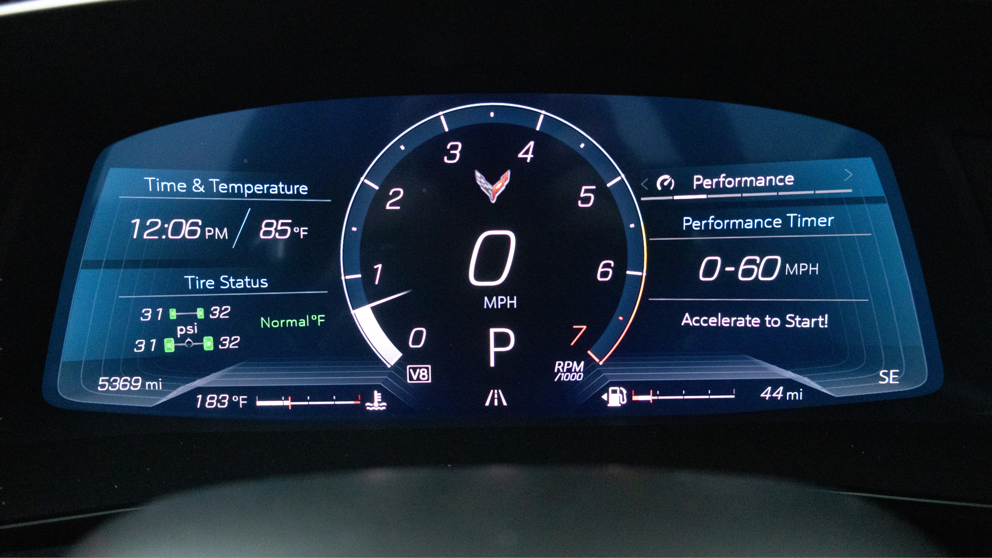 Used 2025 Arctic White Chevrolet 1LT image 18