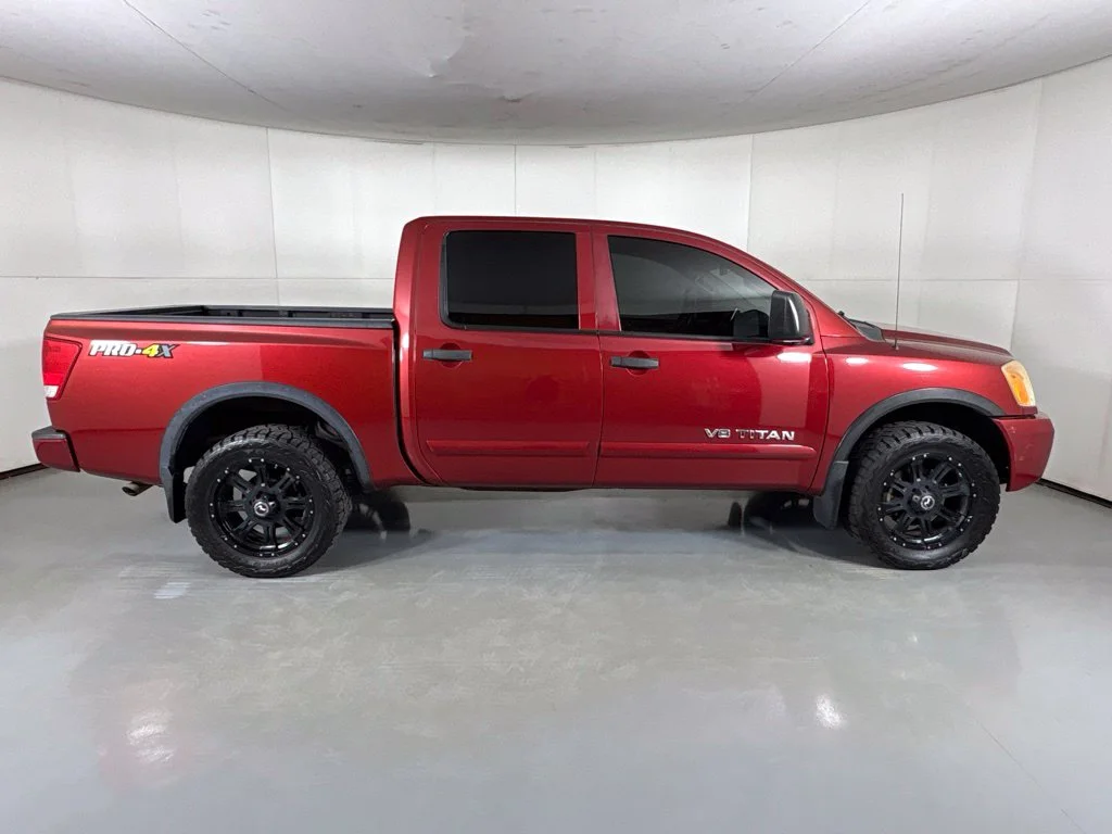 Used 2013 Red Nissan PRO-4X image 10