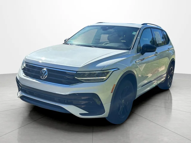 2024 Volkswagen Tiguan SE R-Line Black