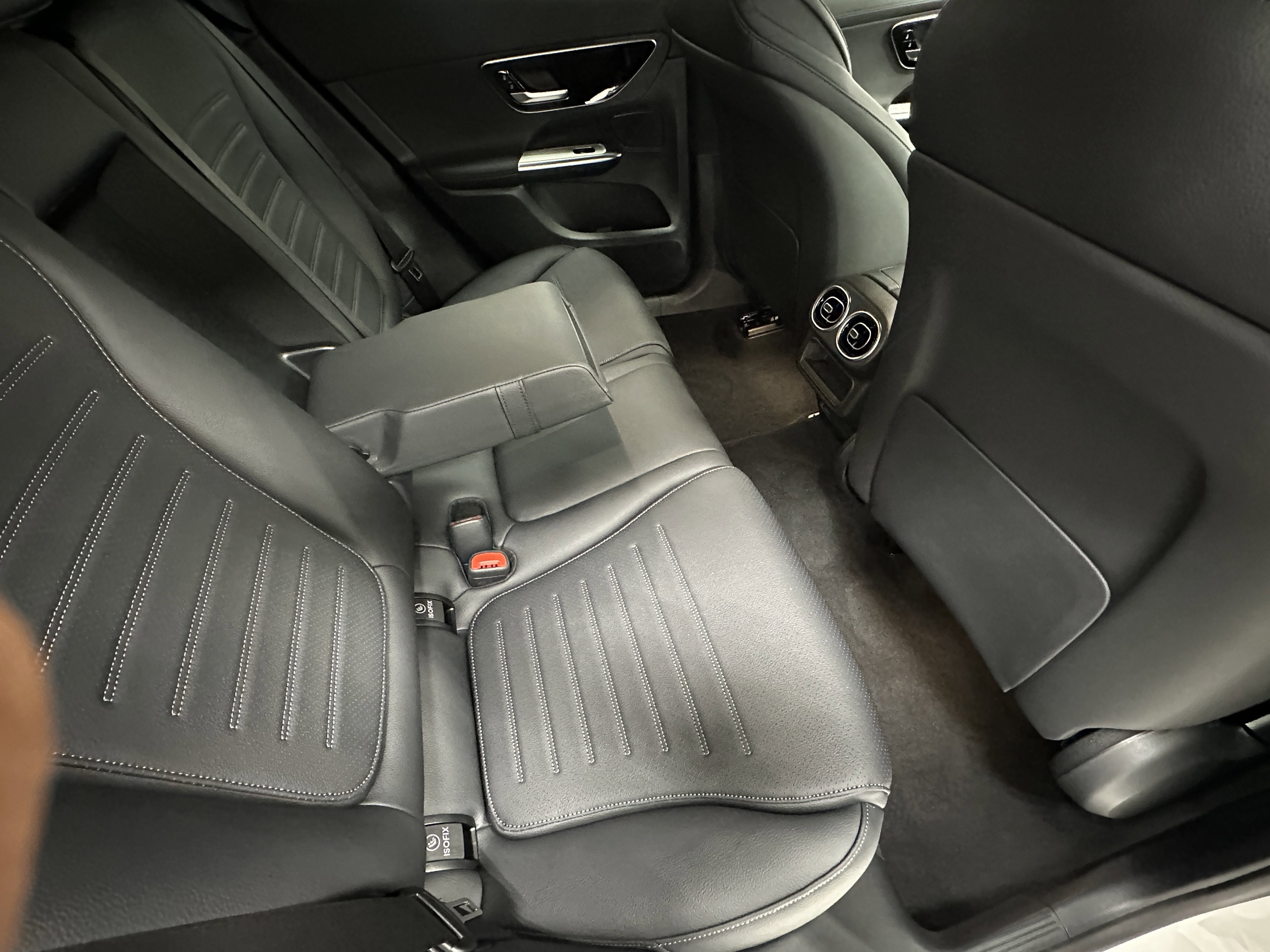 2025 Mercedes-Benz GLC Base - Photo 18