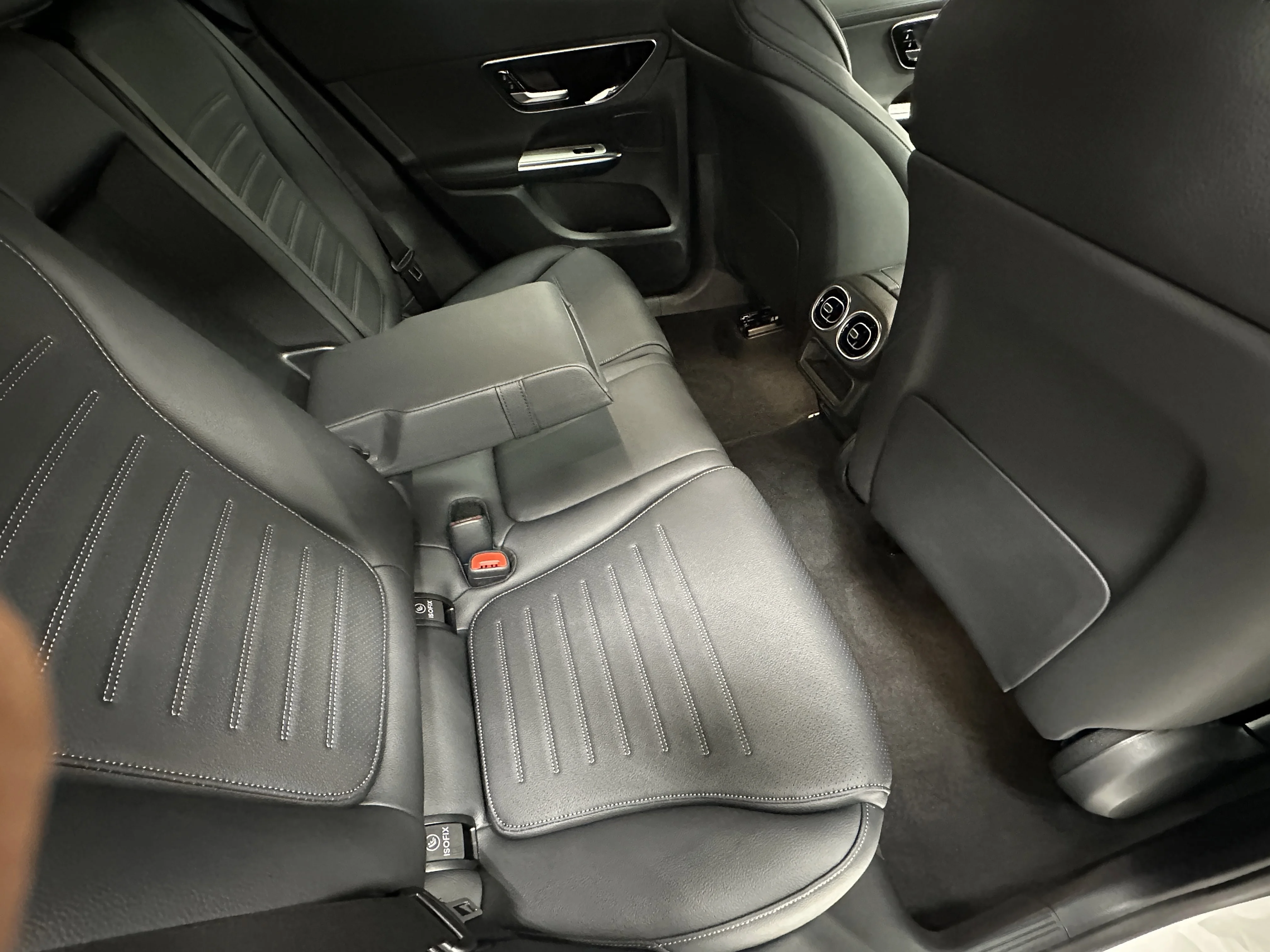 2025 Mercedes-Benz GLC Base - Photo 18