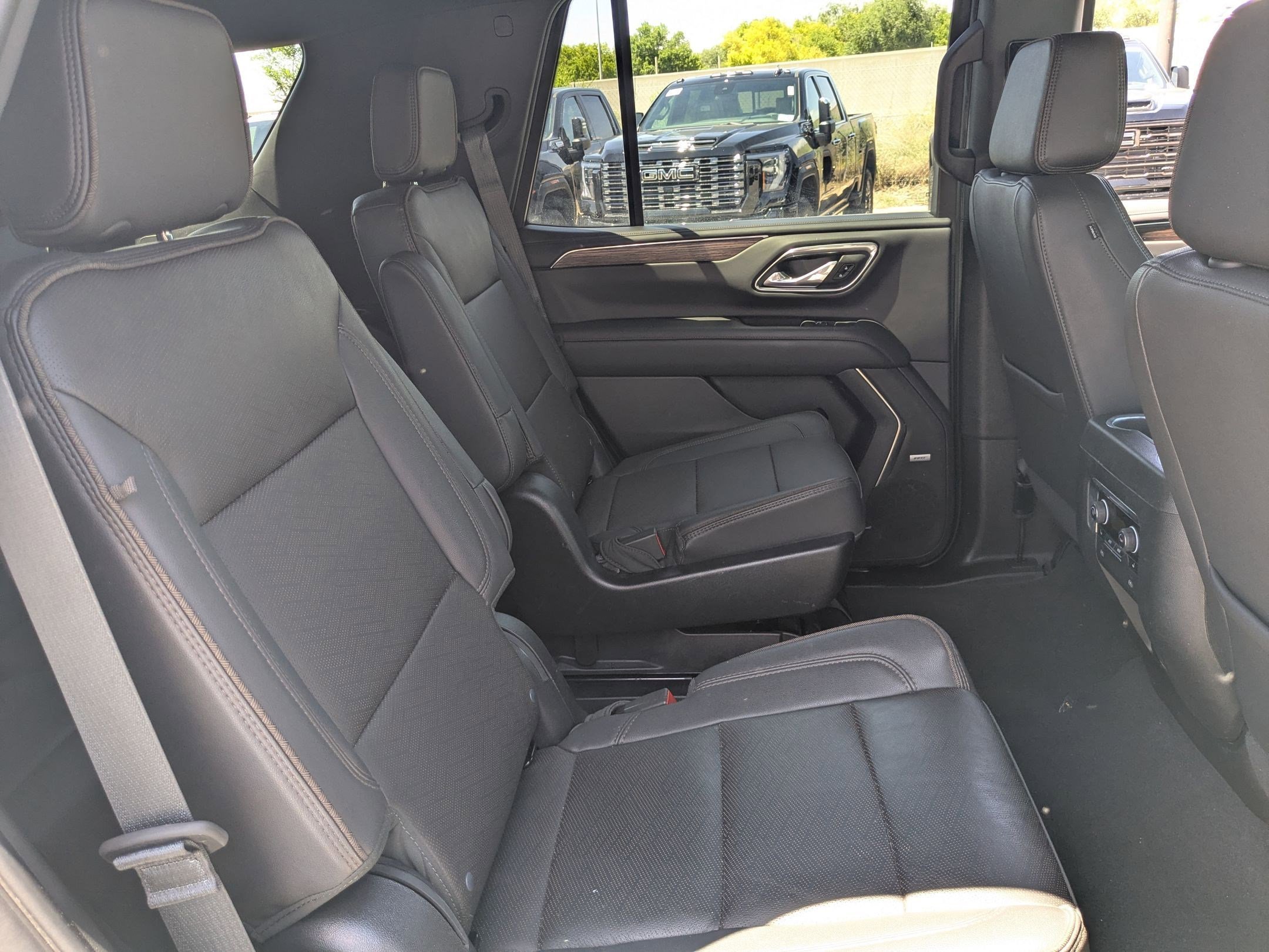 Certified Used 2023 Summit White Chevrolet High Country image 29
