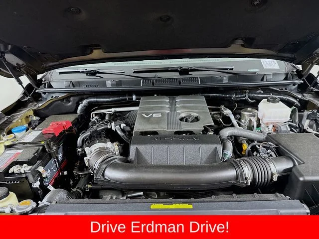 Used 2023 Black Nissan PRO-X image 29