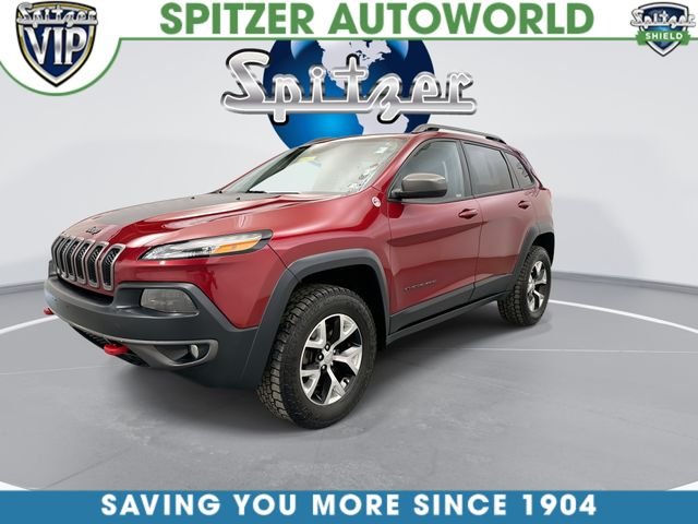 Used 2015 Red Jeep Trailhawk image 5