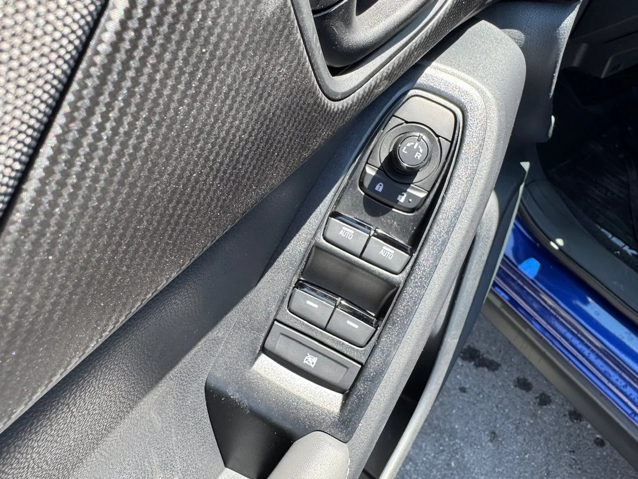 New 2026 Sapphire Blue Pearl Subaru Premium image 10
